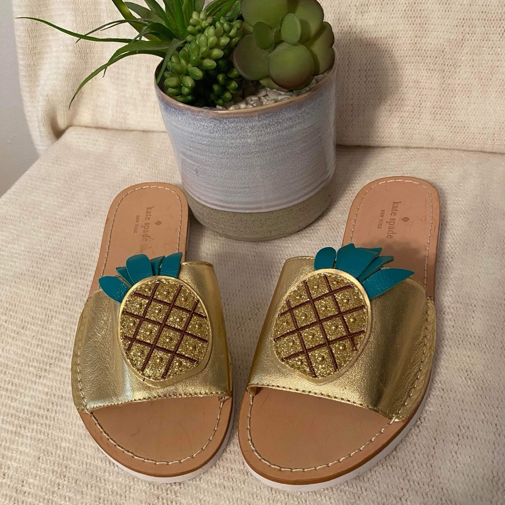 ✨🆕✨New Kate Spade Slides